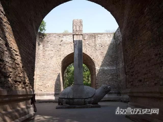 明朝最大烂尾工程，如今已成著名旅游胜地