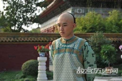 乾隆的兄弟最后的结果