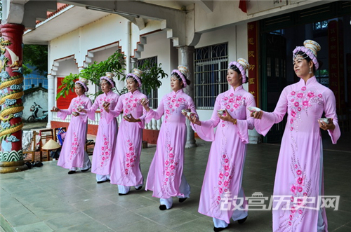 中元节为什么要跳天灯