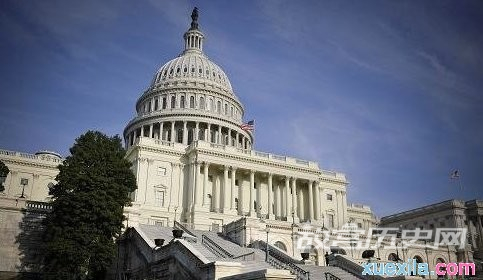 美国参议院由什么组成