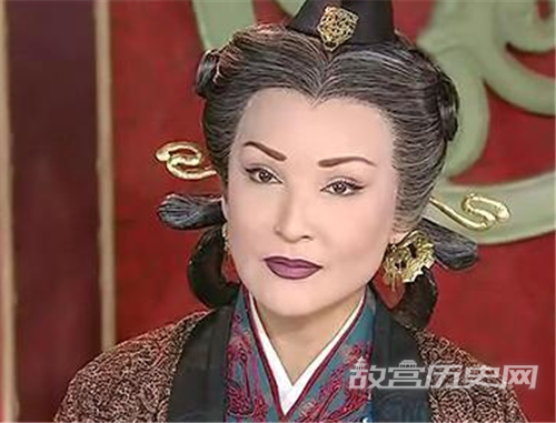 汉武帝刘彻登基后为什么会做6年傀儡皇帝