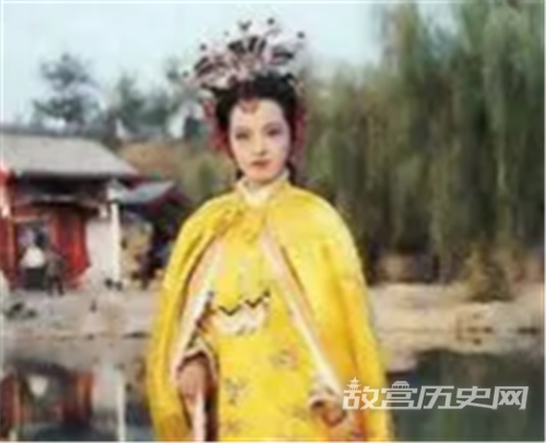 《红楼梦》贾元春失宠的原因是什么