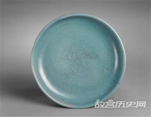 故宫馆藏汝窑天青釉盘