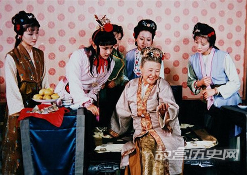 《红楼梦》中的节日文化
