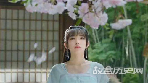 《卿卿我心》灵女是谁