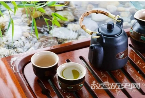 傈僳族的油盐茶