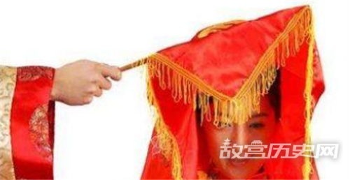 古代结婚时的盖头最早出现在什么时代