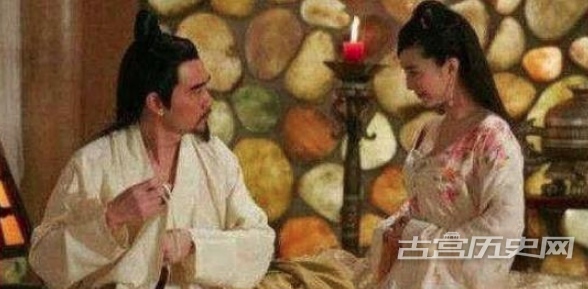 1578711107886322.png 古代的乳娘除了喂孩子还要做什么?让人难以启齿