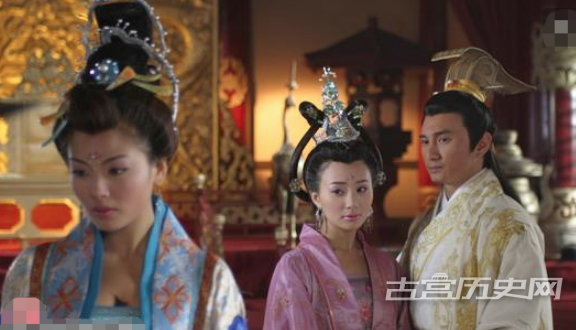 1573009902142670.png 此女14岁入宫嫁姐夫,最后下场如何?