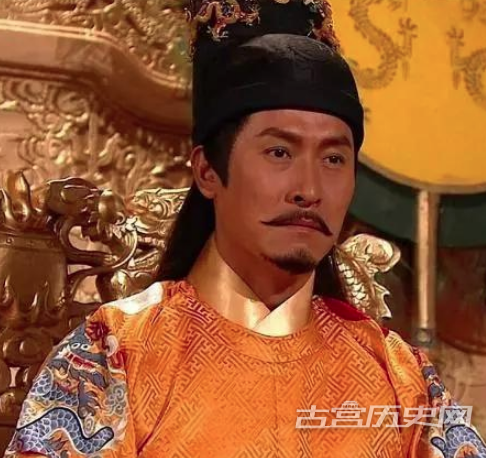 1574327127272661.png 朱元璋深夜批改奏折,宫女送来热粥却被处死