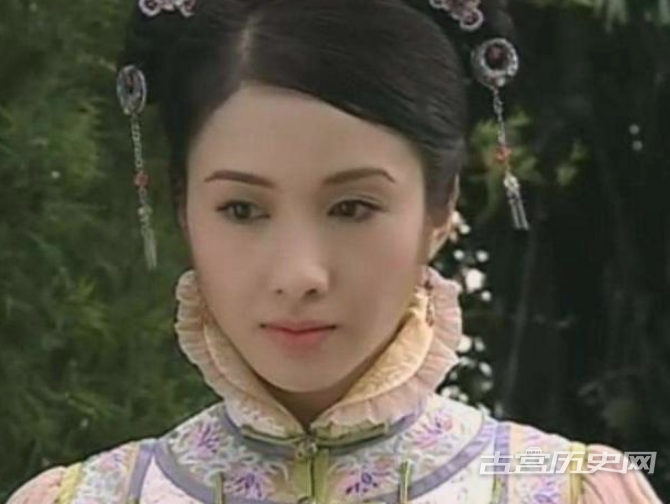 1571984003757718.png 谨嫔为年老的康熙生下儿子,康熙却不给她任何名分