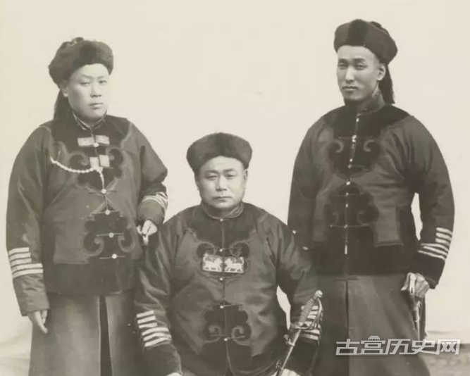 1569741121162514.png 贴身侍卫武功高强,皇帝不怕被刺杀吗?