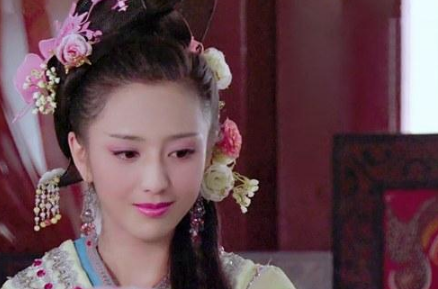 1570778279429409.png 赵飞燕姐妹备受刘骜宠爱为何不生孩子?汉成帝刘骜有后代吗?