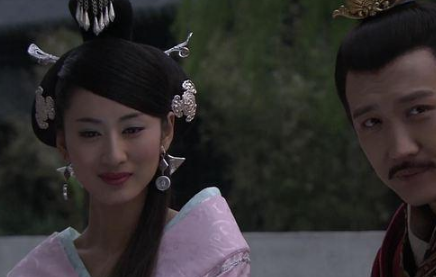 1570778275138149.png 赵飞燕姐妹备受刘骜宠爱为何不生孩子?汉成帝刘骜有后代吗?