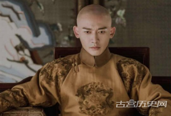 1570845950343838.png 乾隆参加大臣葬礼,为什么把腰间的荷包留在大臣家?