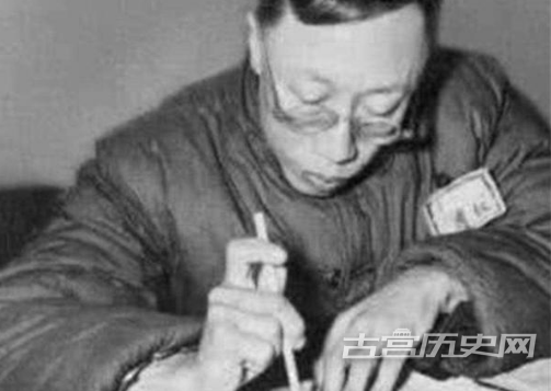 1570525352672144.png 溥仪出狱后看到太监为什么心惊?太监做了什么?