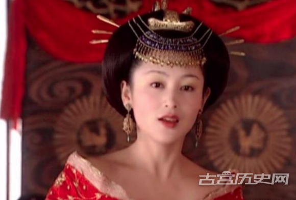 1566981042158434.png 驸马被赐死,公主为何连夜召见4名男宠?