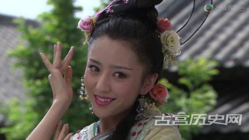 1566533238441622.png 同样是平阳公主进献的美女,一个成为一代贤后,一个祸害一代王朝!