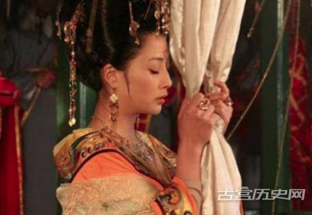 1566546030209154.png 揭秘:杨贵妃与安禄山的母子情是怎么回事?