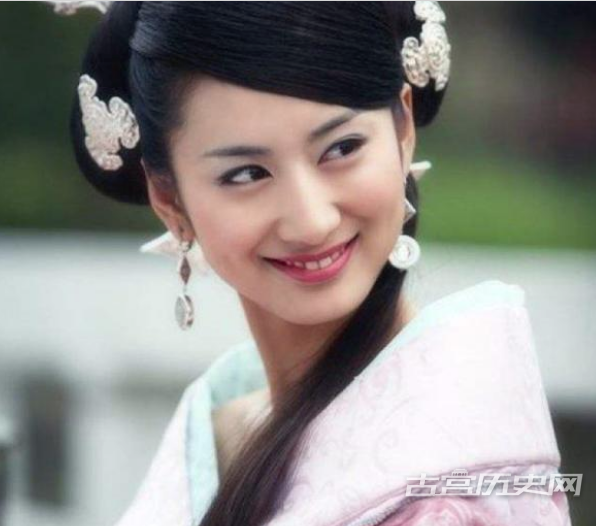 1566875126241008.png 赵飞燕斗败其他嫔妃,最后却被妹妹夺爱